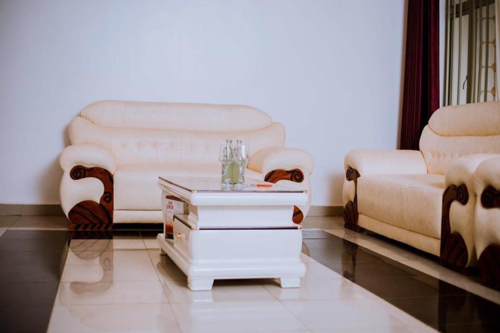 Autop Bg Guest House كيغالي المظهر الخارجي الصورة